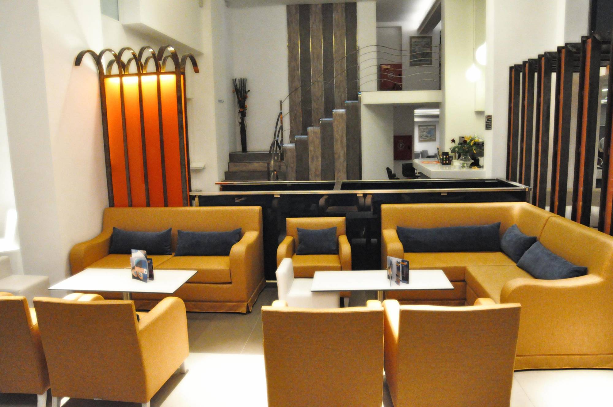 Astron Hotel Ierápetra エクステリア 写真